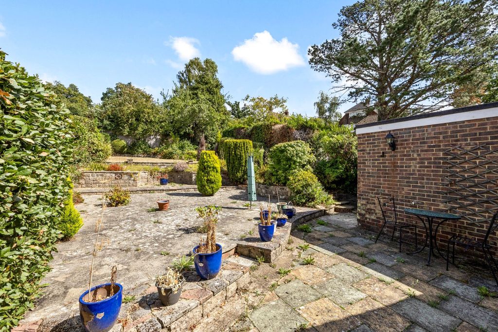 Property photo 3 of 17