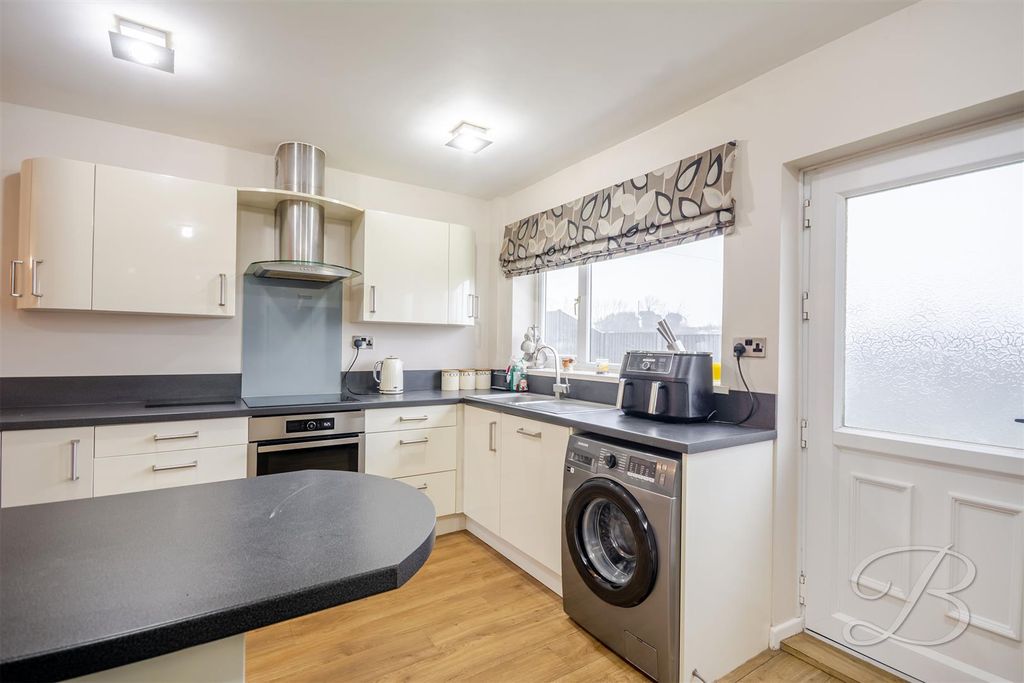 Property photo 2 of 34 Ccltd-20.Jpg