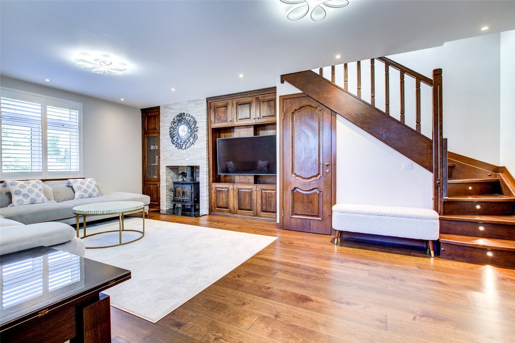 Property photo 2 of 23 Reception