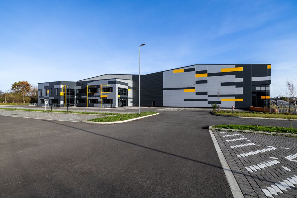 Property photo 3 of 17 Photo 24