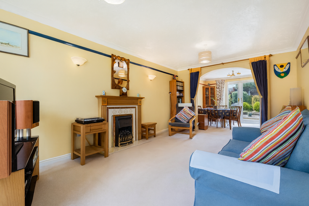 Property photo 2 of 25