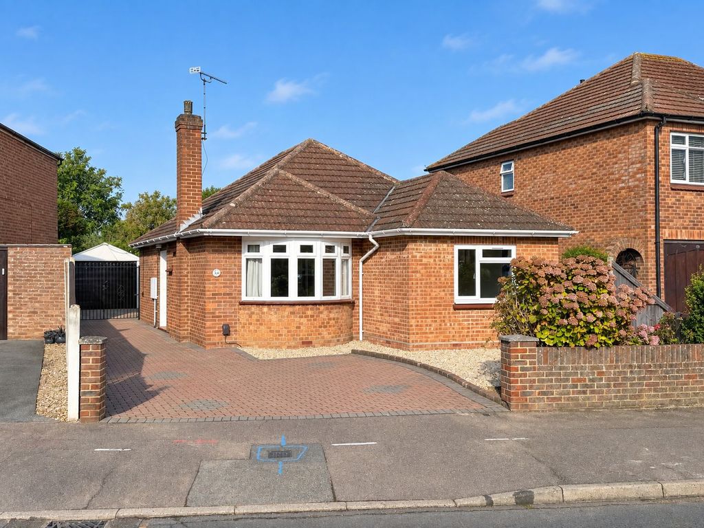 Property photo 1 of 33