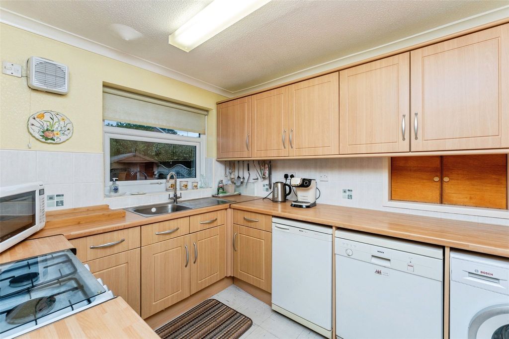Property photo 3 of 19 Pbox-Img.Jpg