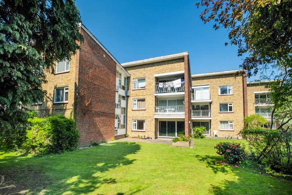 Property photo 1 of 15