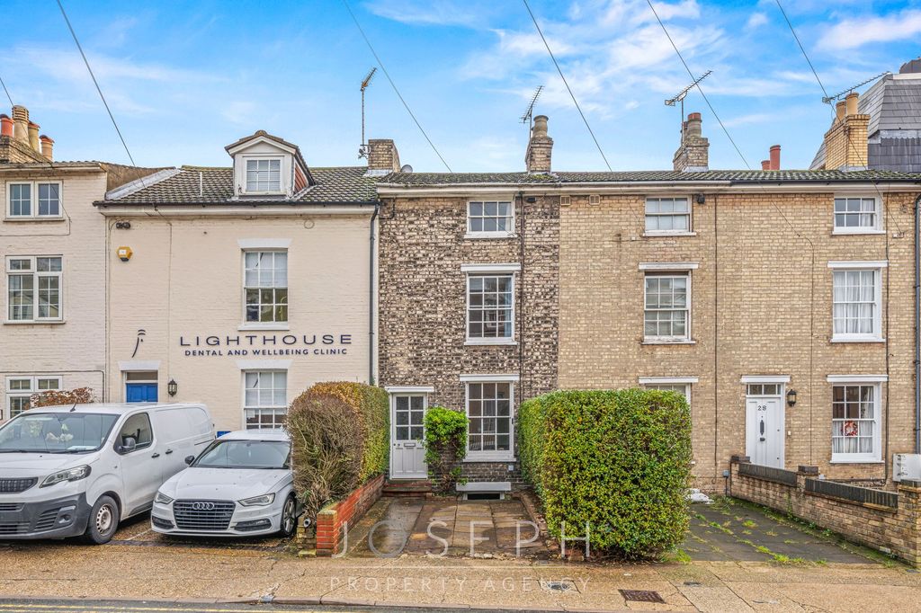 Property photo 1 of 13