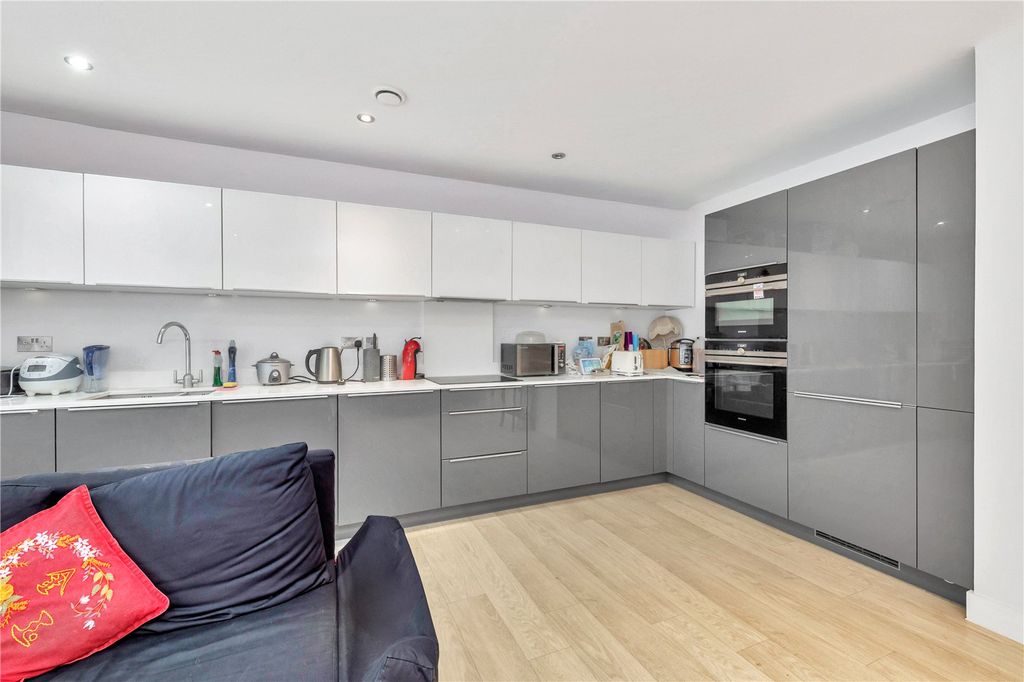 Property photo 3 of 12 Picture No. 12