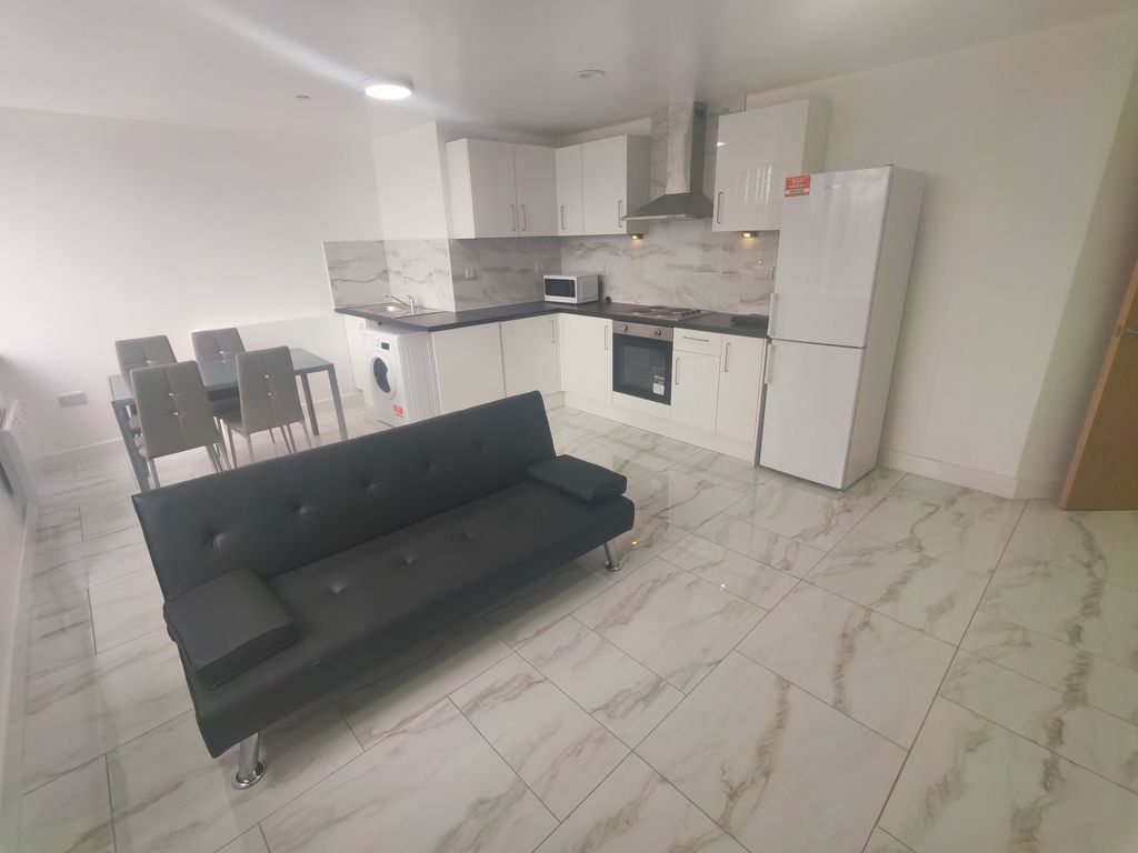 Property photo 2 of 5