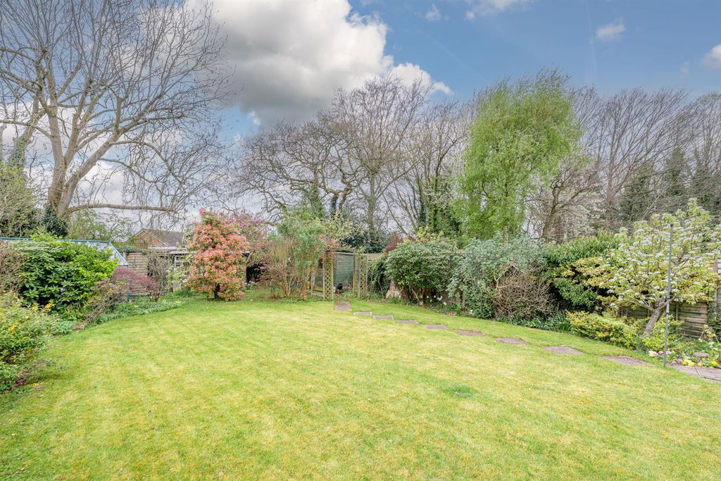 Property photo 3 of 19