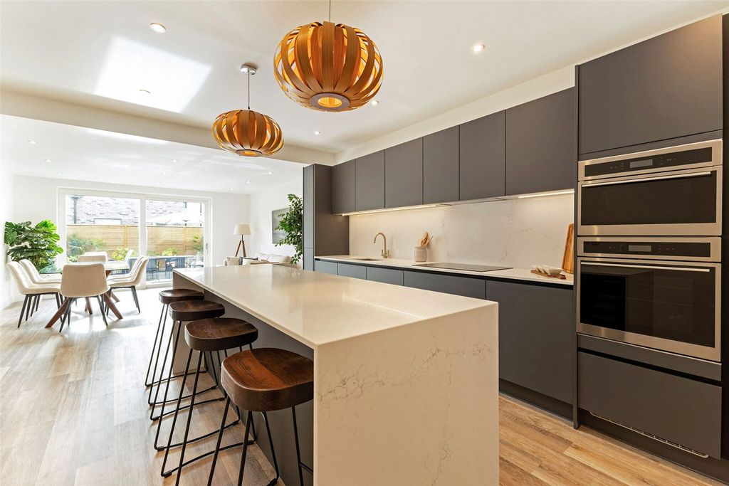 Property photo 1 of 13 Show Home