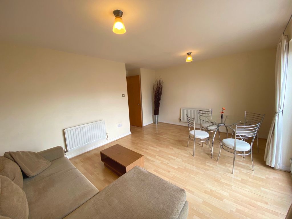 Property photo 2 of 9