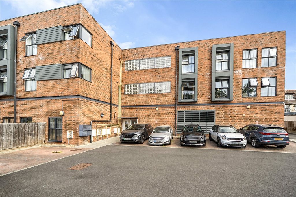 Property photo 1 of 14 Picture No. 06