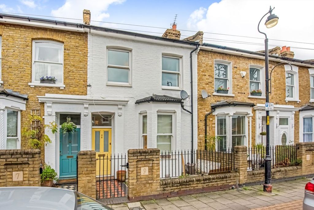 Property photo 1 of 14