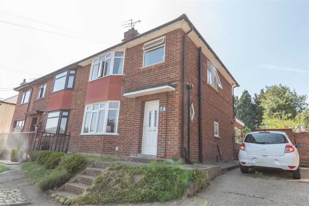 Property photo 1 of 11 Img_1167.Jpg