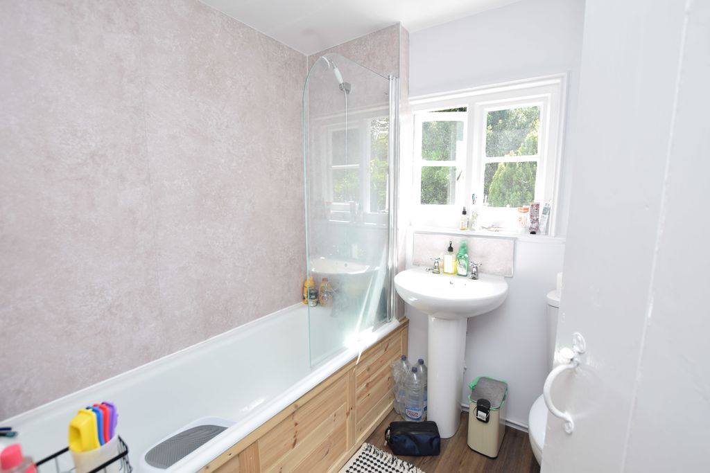 Property photo 3 of 10 Photo 1