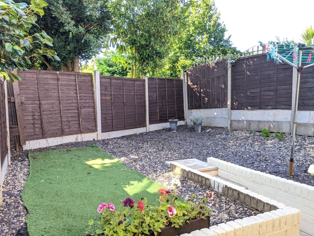 Property photo 2 of 7 Gg.Jpg