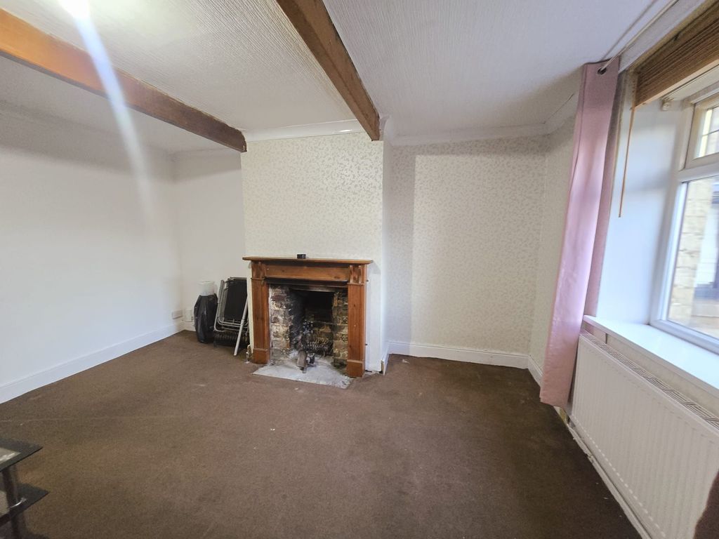 Property photo 3 of 9 Photograph 15