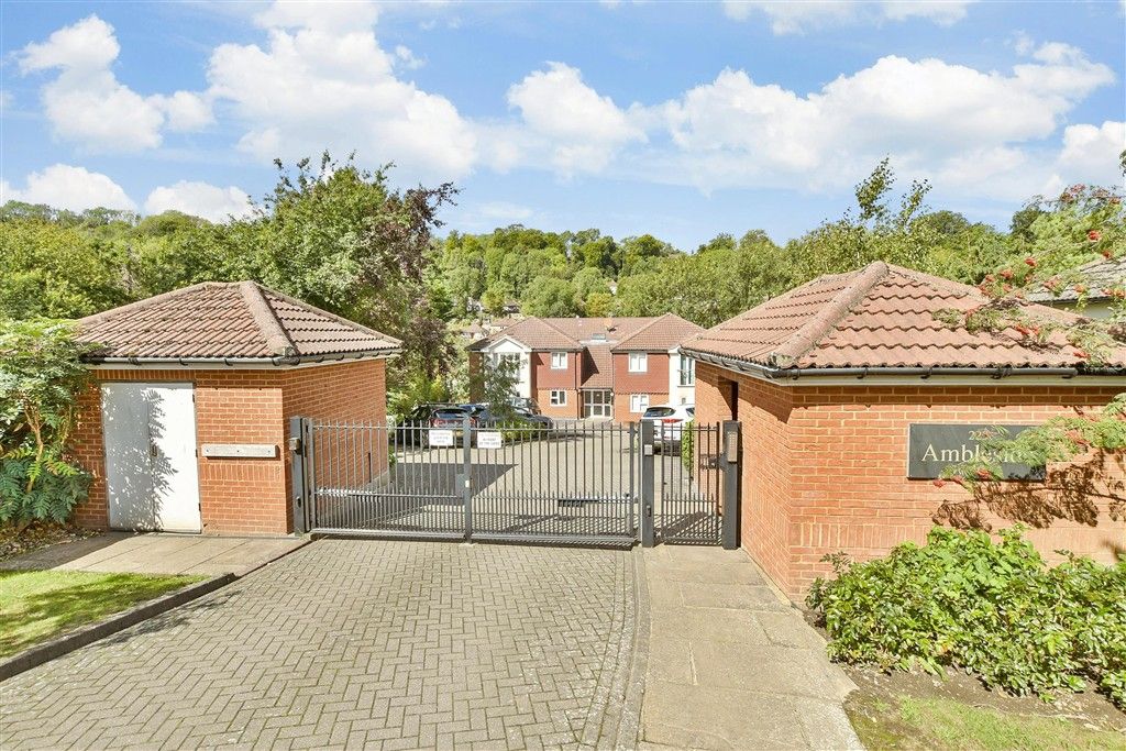 Property photo 2 of 16 External (Web)