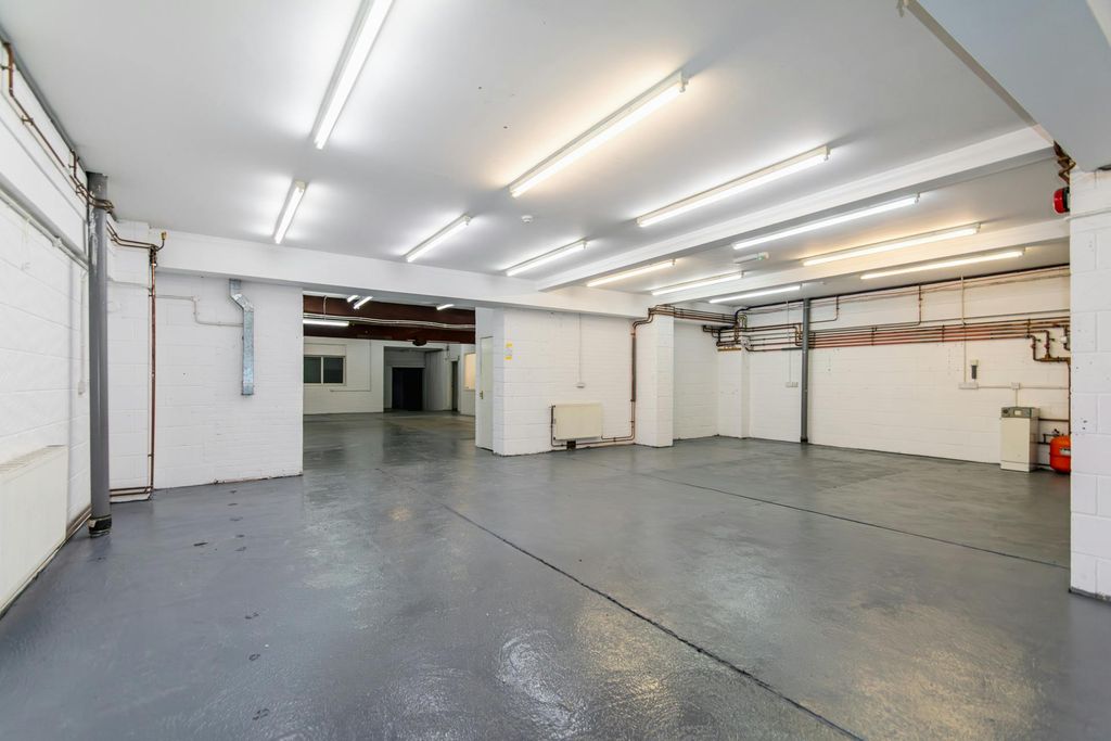 Property photo 2 of 11 1.Jpg