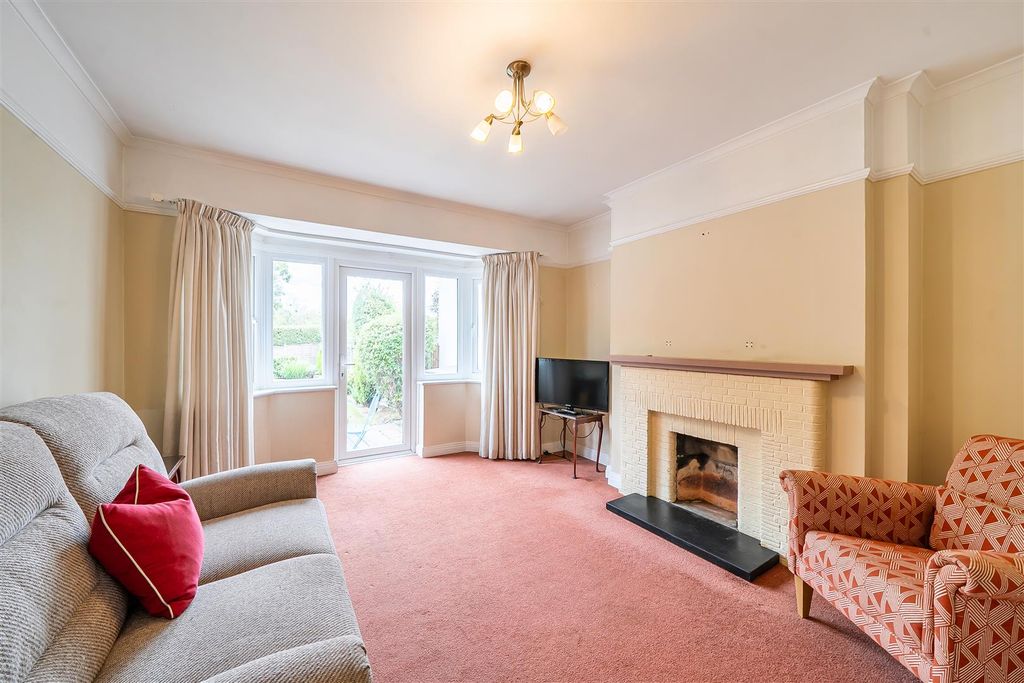 Property photo 2 of 16