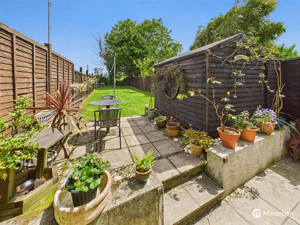 Property photo 2 of 16 Cam05092G0-Pr0077-Still013.Jpg
