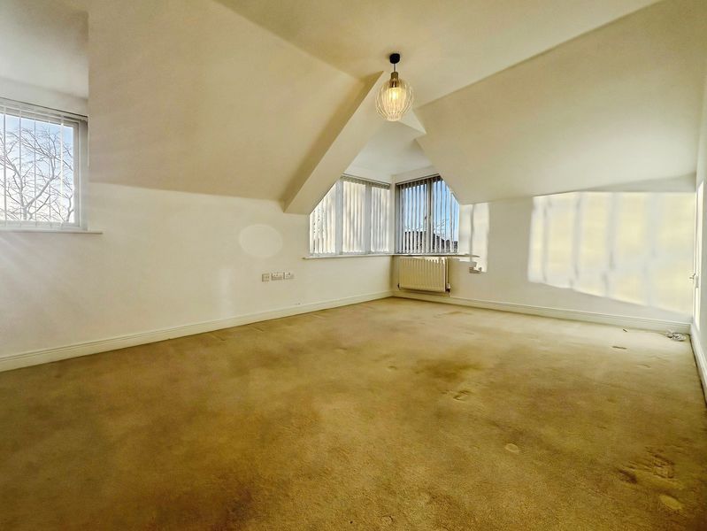 Property photo 2 of 12 Photo 11