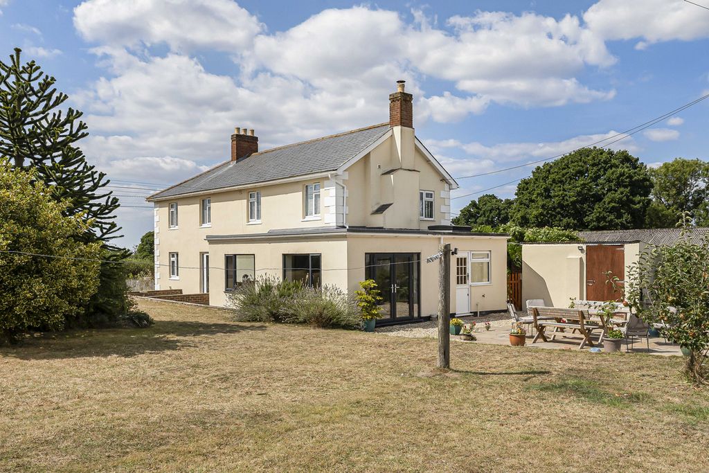 Property photo 1 of 41