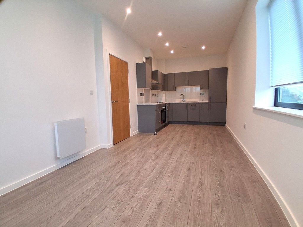 Property photo 3 of 7 Living Room