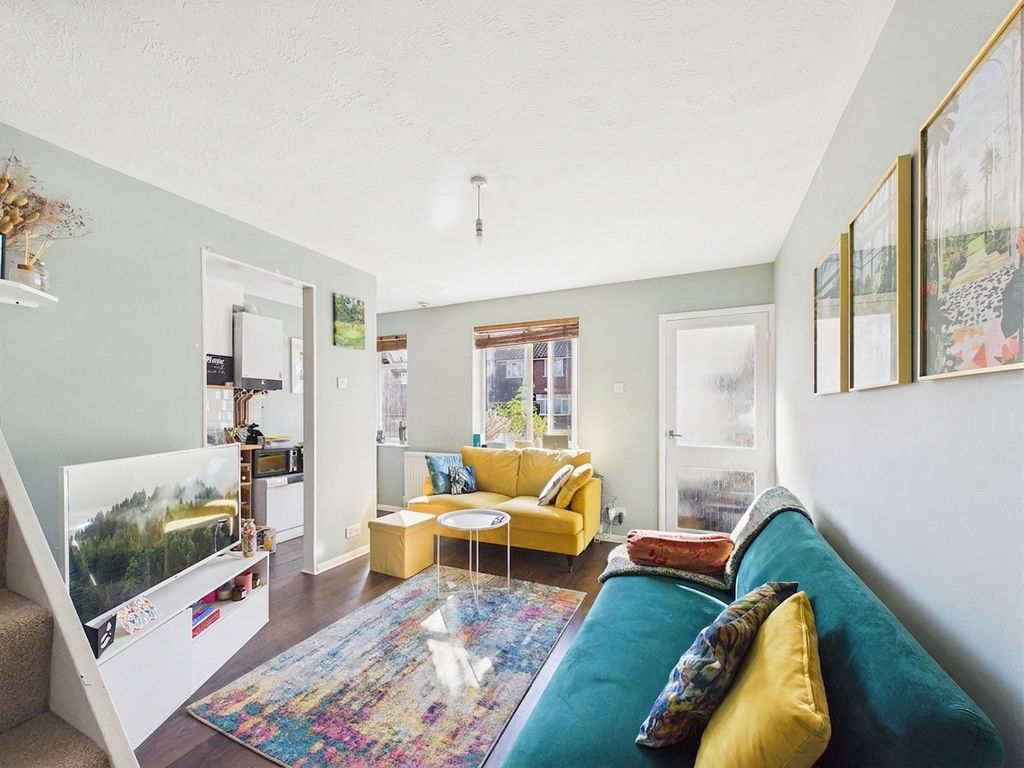 Property photo 2 of 7