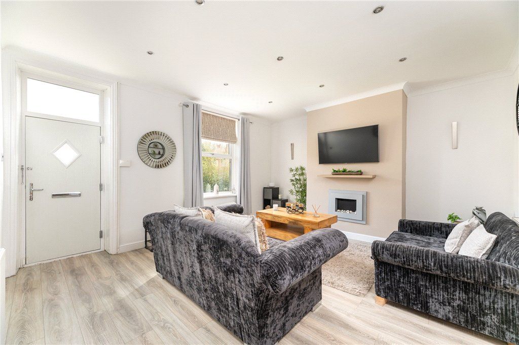 Property photo 2 of 30 Living Room