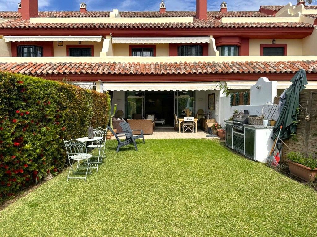 Property photo 3 of 20 Terrace