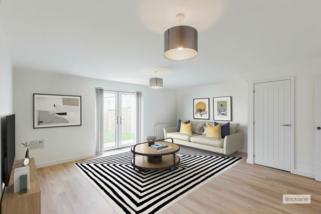 Property photo 2 of 13 Image