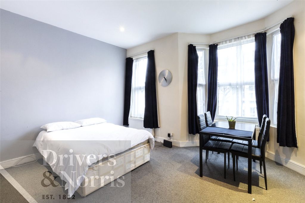 Property photo 2 of 5 Picture No. 04