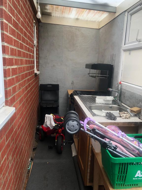 Property photo 3 of 4