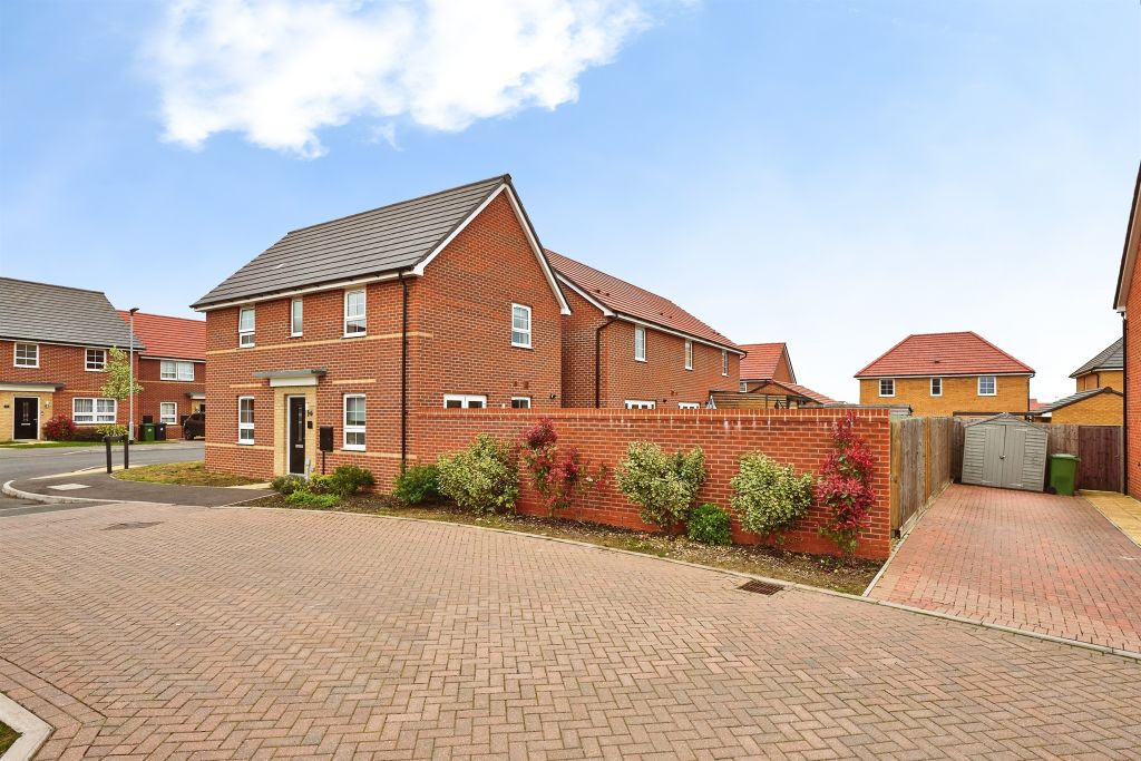 Property photo 2 of 16