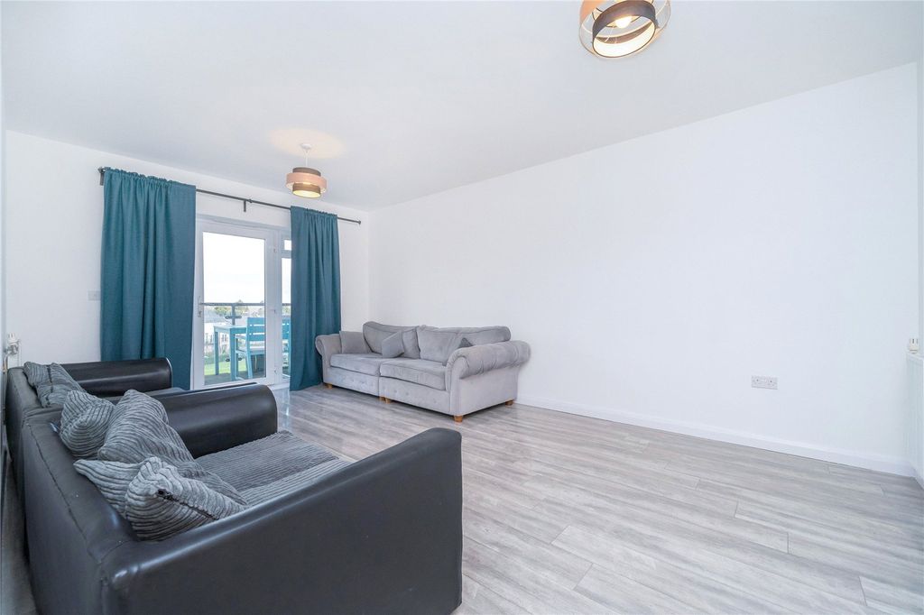 Property photo 3 of 25 Picture No. 29