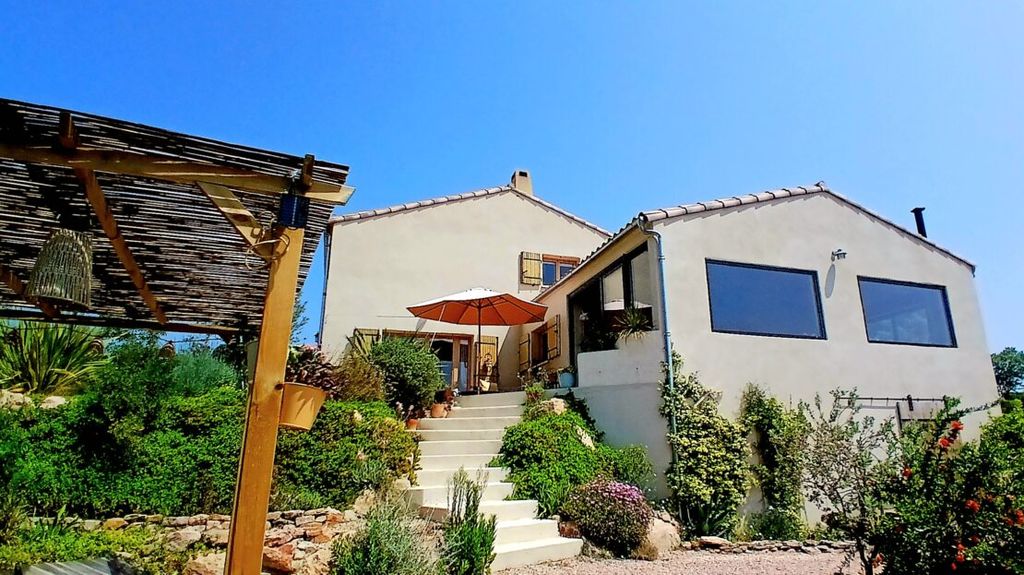 Property photo 1 of 29