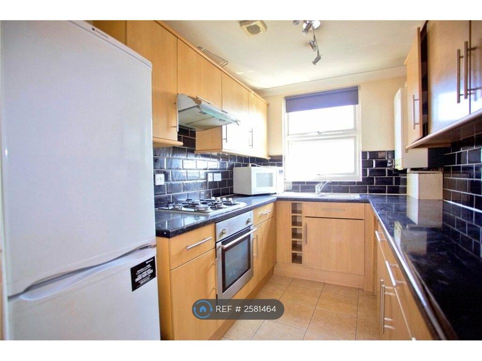 Property photo 1 of 5 Kitchen