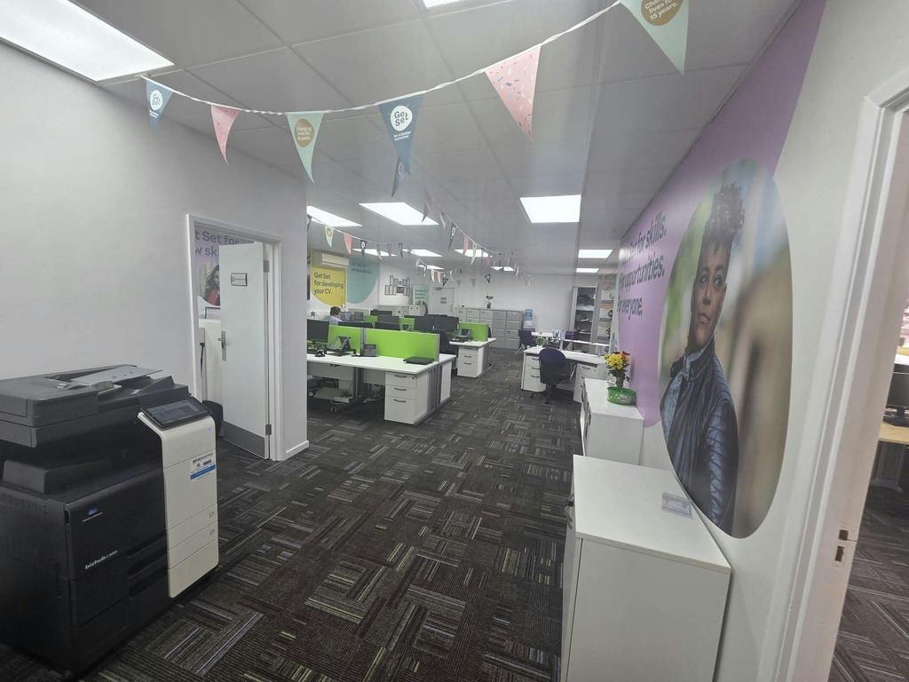 Property photo 1 of 5 Whatsapp Image 20251013 At 140415_Da7Fec7A.Jpg