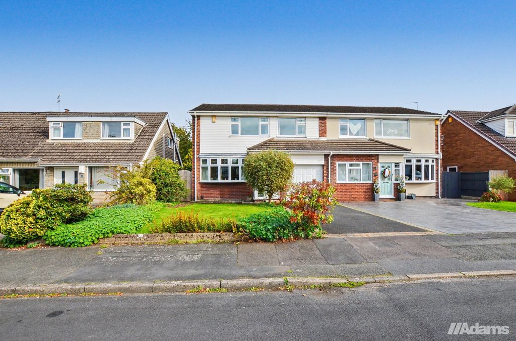 Property photo 1 of 30