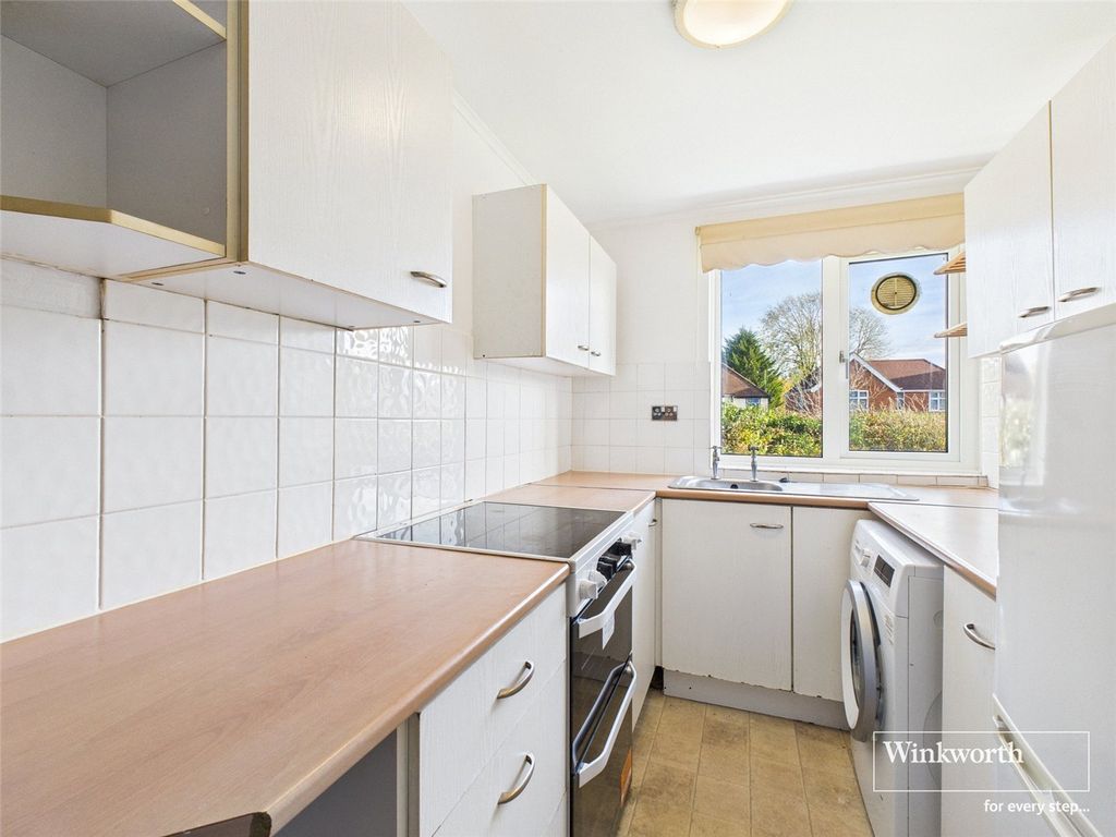 Property photo 2 of 15 Picture No. 19