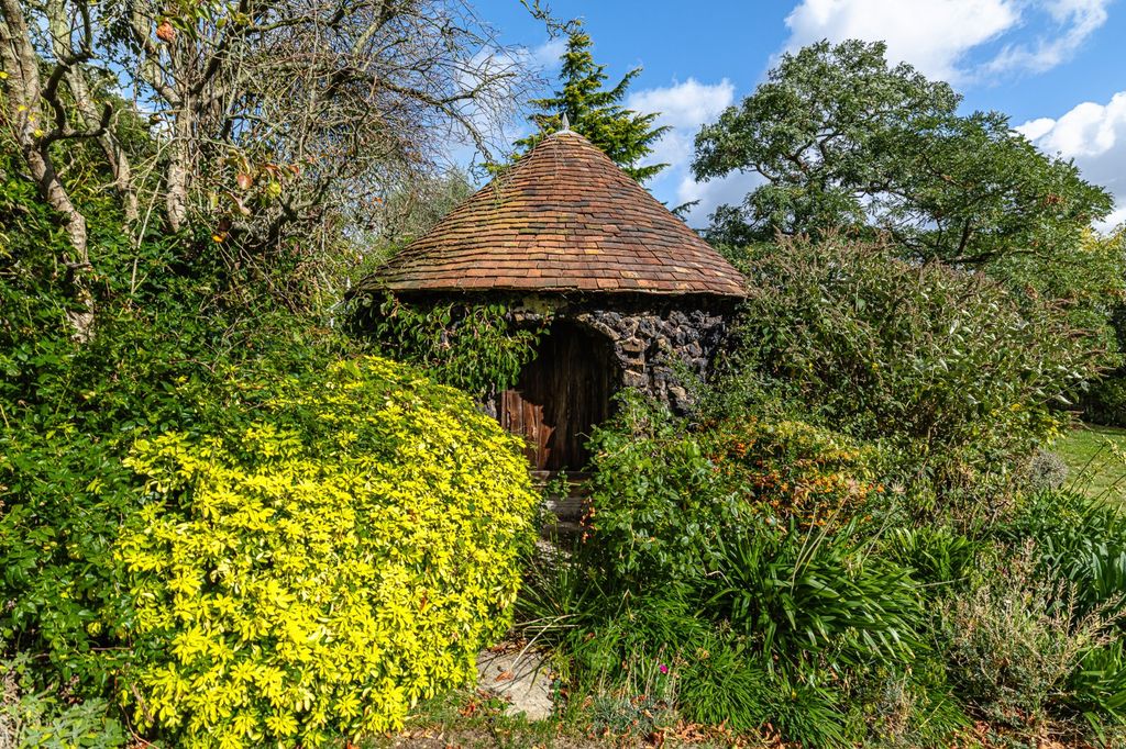 Property photo 3 of 59 Picture No. 26