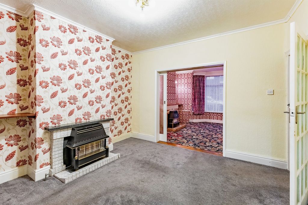 Property photo 3 of 15