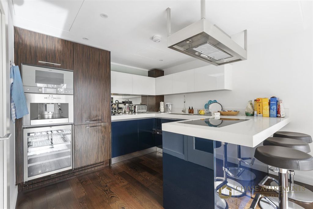 Property photo 3 of 12 Bramah House Sw1W 8Ql-10.Jpg