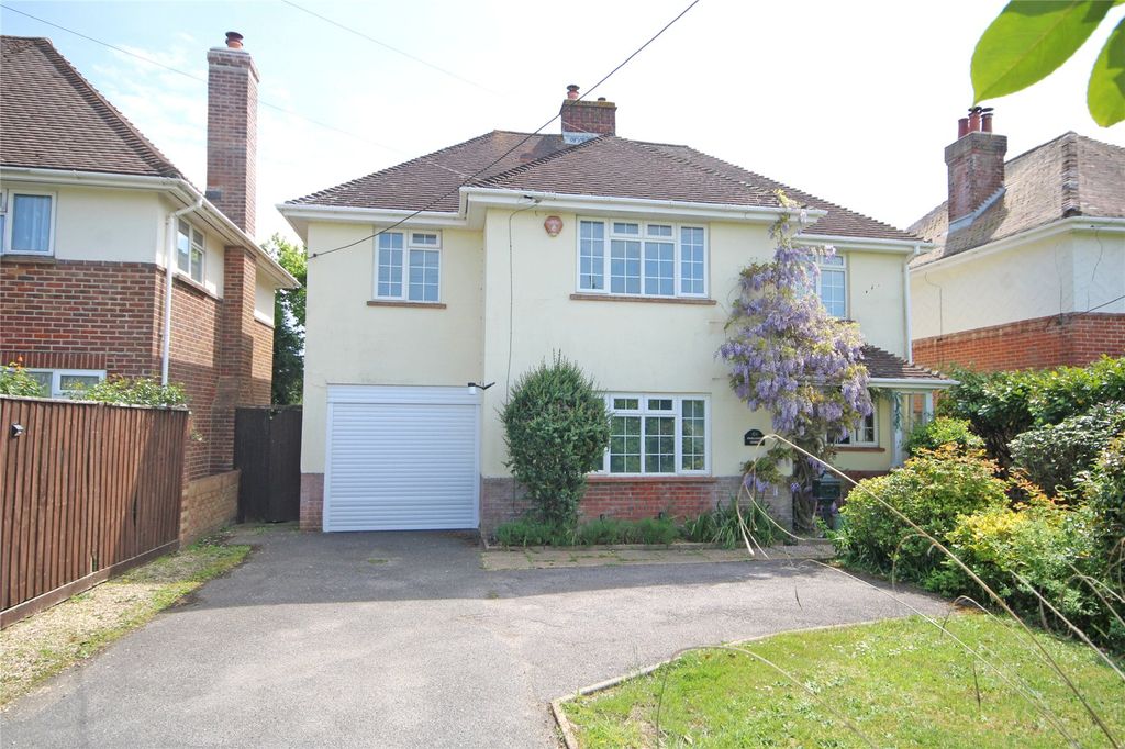 Property photo 1 of 22 Picture No. 34