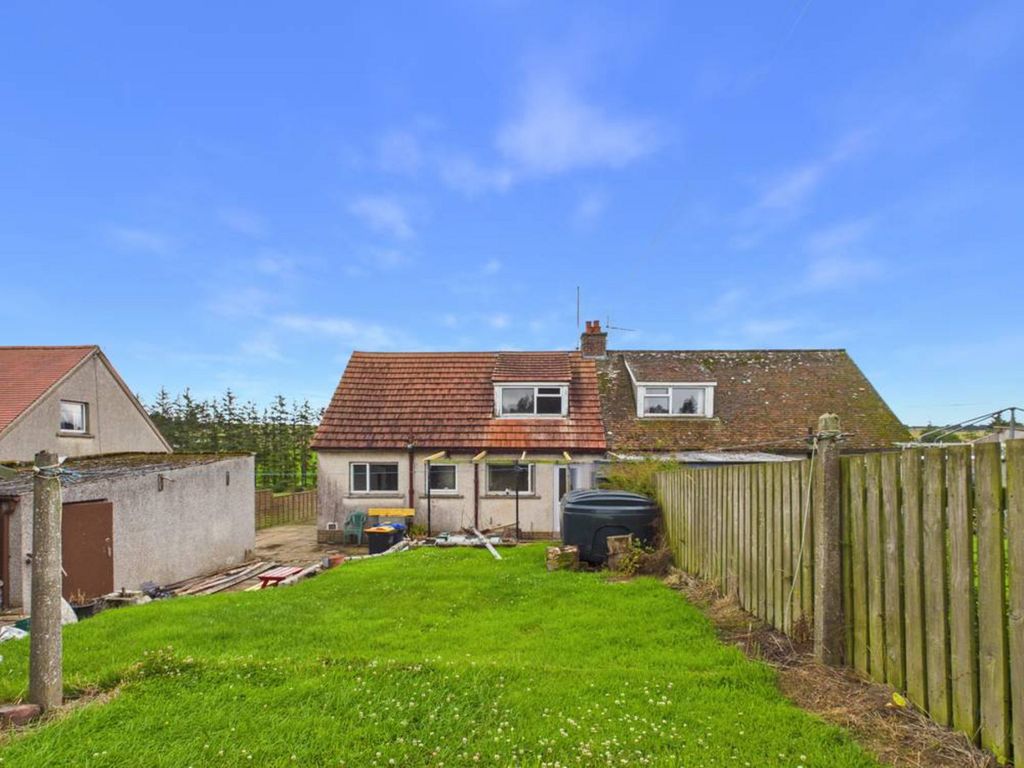 Property photo 2 of 31