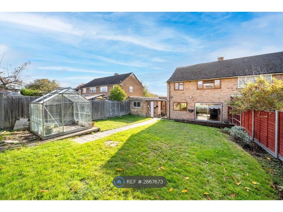 Property photo 3 of 10 Garden