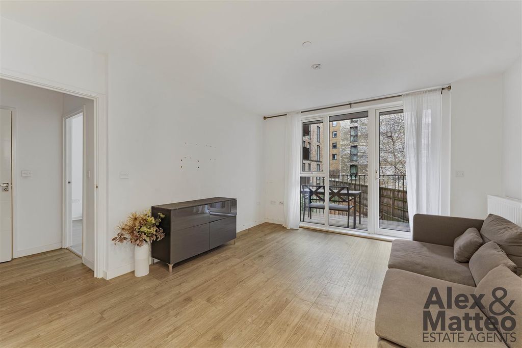 Property photo 3 of 10 Bloom Heights