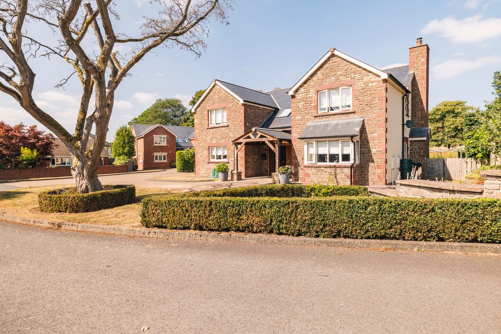 Property photo 1 of 21 Picture No. 39