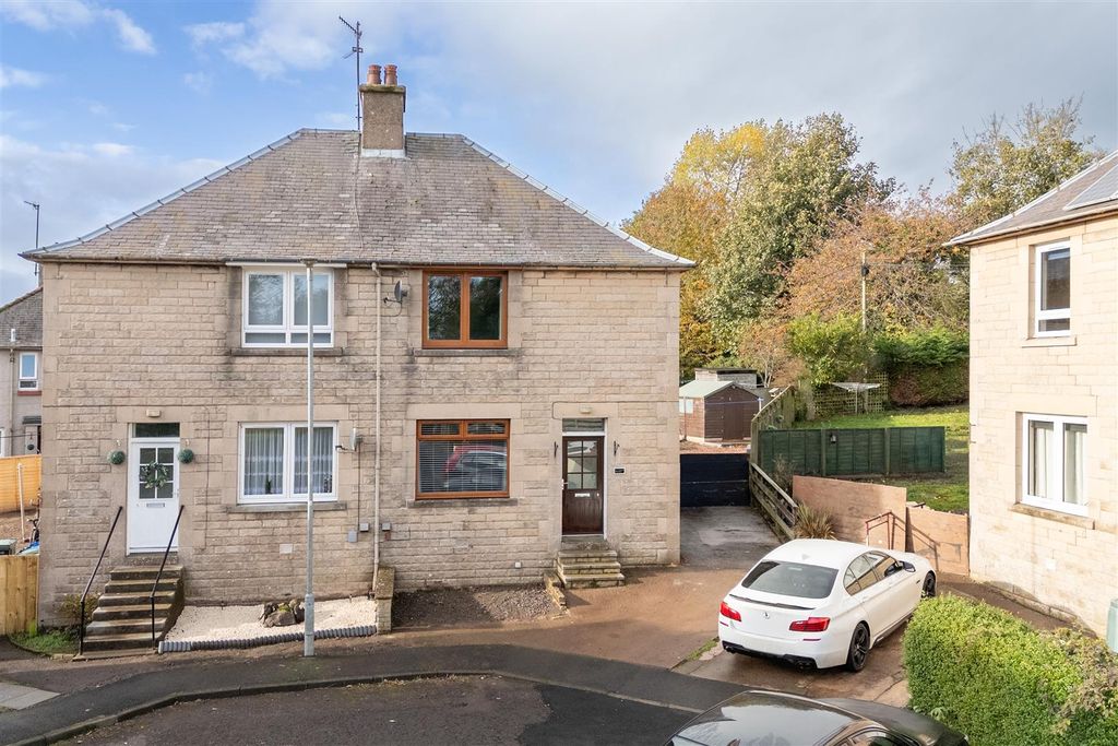 Property photo 1 of 12 6_Tannage_Brae-01.Jpg