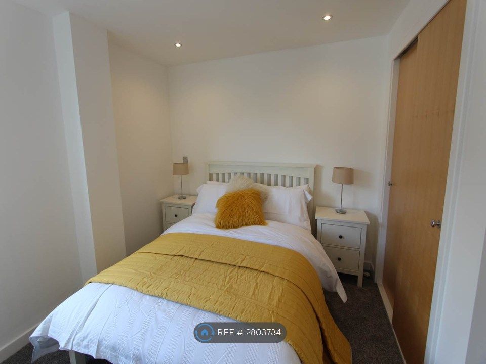 Property photo 3 of 8 Bedroom Two